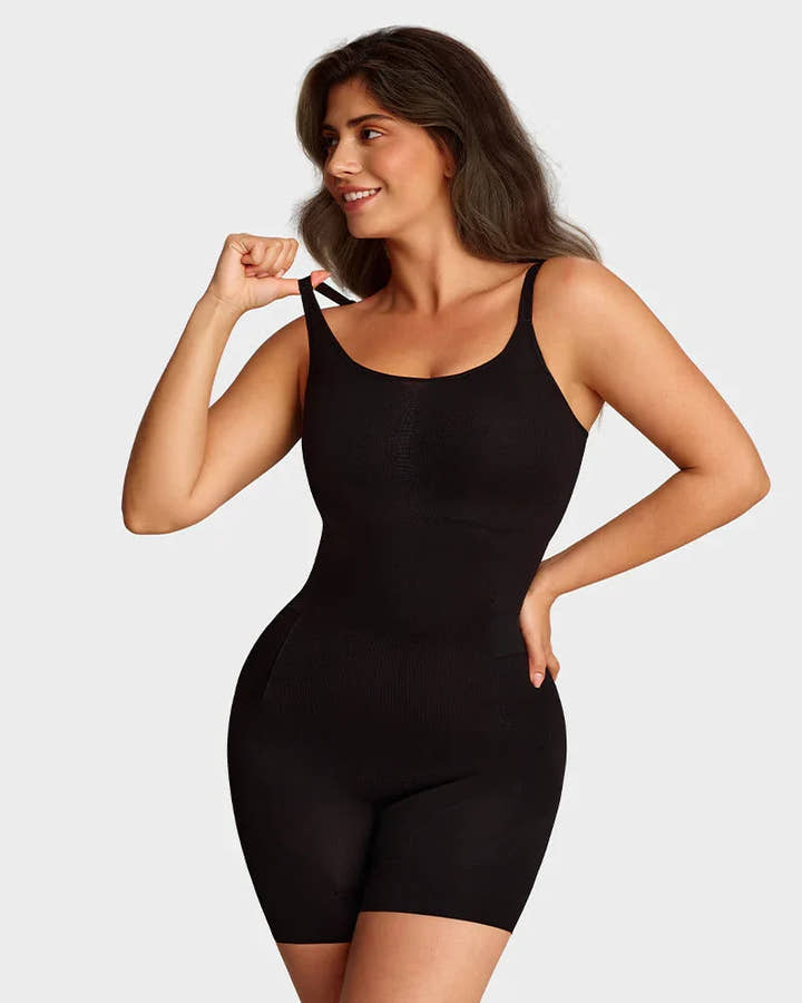 Body negro de frente