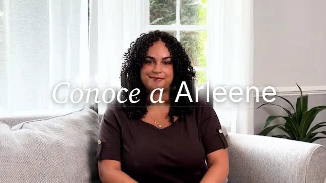 Arleene, clienta de Nutrafol en Estados Unidos