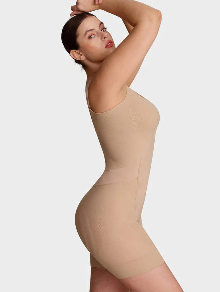 Body beige de perfil