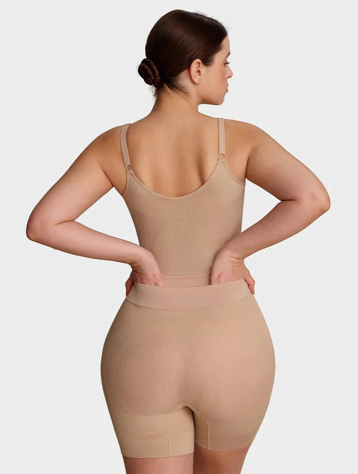 Body beige de espalda