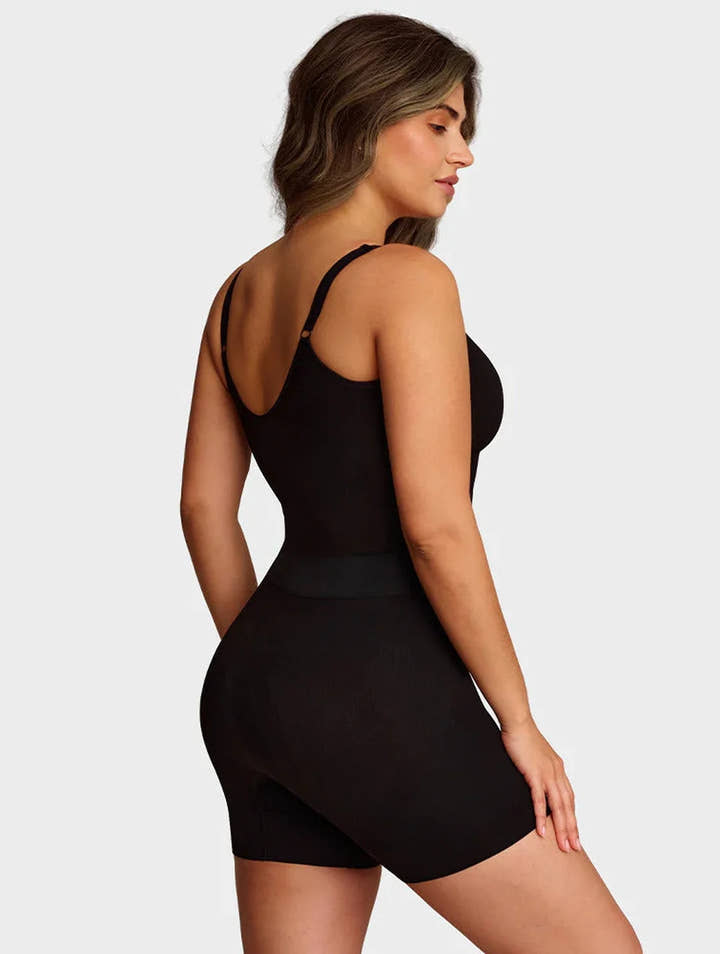Body negro de lado